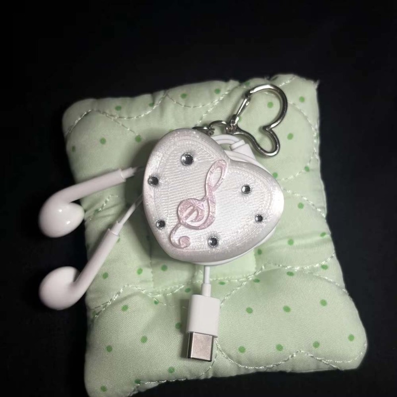 Gothic Musical Note Heart Cabl - огляд і ціна Cable Winder Keychain